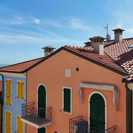 Porto Recanati, Meraviglioso Trilocale Sul Mare - P018 شقة
