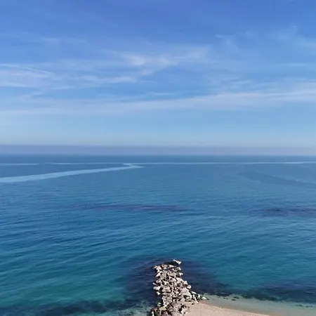 Porto Recanati, Meraviglioso Trilocale Sul Mare - P018 *